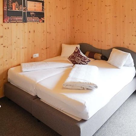 Falken Horst Lienz Esterno foto